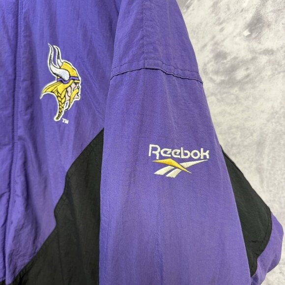 Vintage Minnesota Vikings Reebok Proline Puffer Jacket Mens XL Purple - Picture 6 of 16